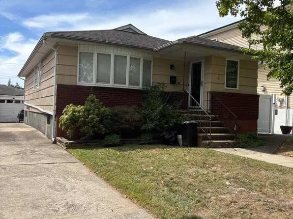 16 Ridgecrest Ave, Staten Island, NY 10312
