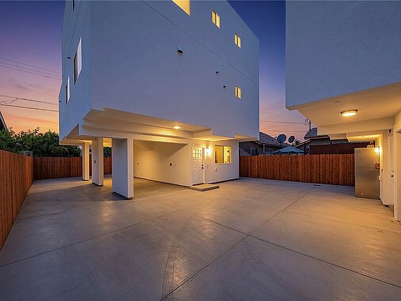 2nd image of 5327 Geer St #3