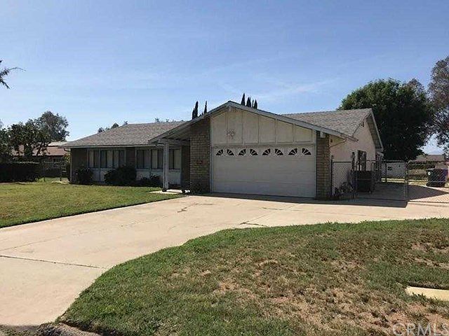2nd image of 4787 Villa Woods Dr