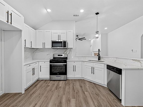 5th image of 19922 Shore Meadows Ln