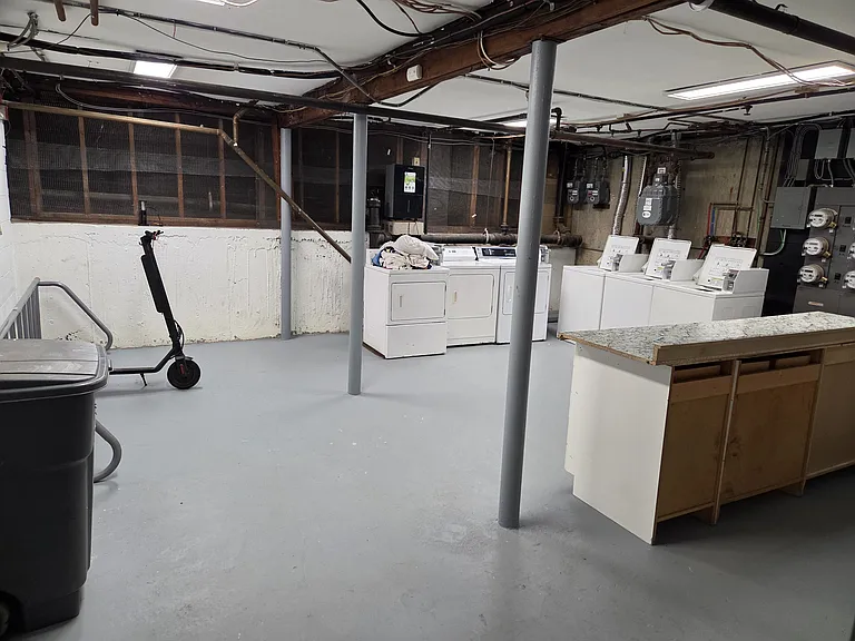 325 Mansfield St #B3 — Photo 3
