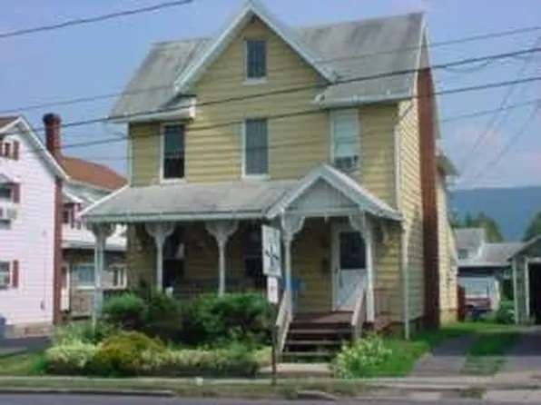 758 Bellefonte Ave, Lock Haven, PA 17745