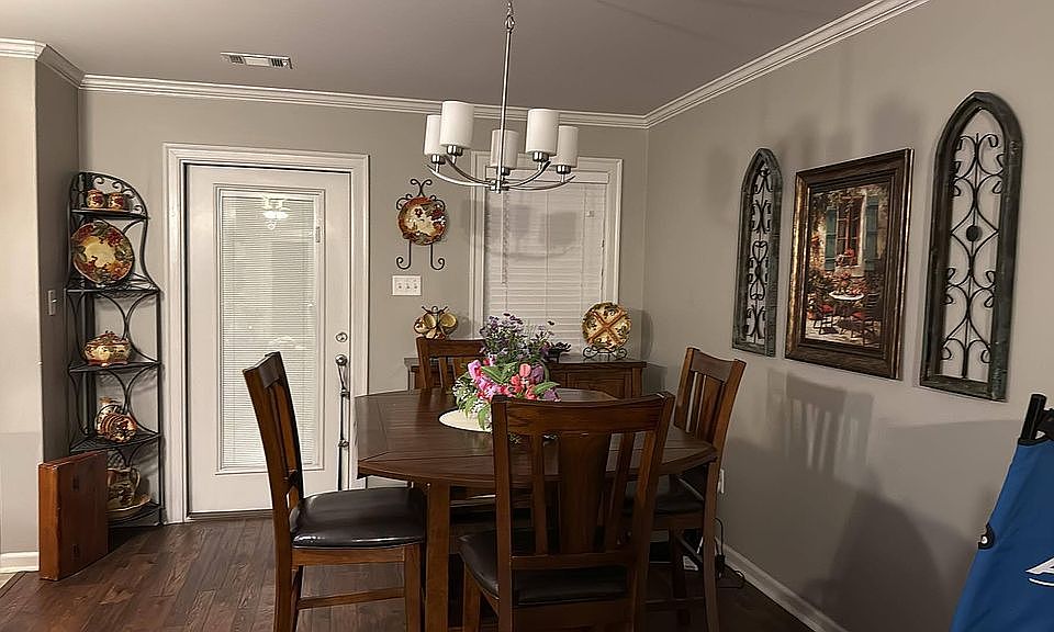 2nd image of 908 Heritage Cove Row