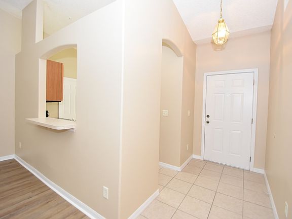 2nd image of 15 Pinetree Dr