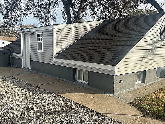 2nd image of 404 E 2nd St