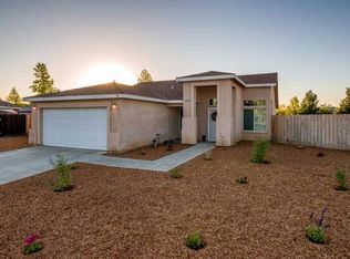 2006 Williams Ave, Clovis, CA 93611