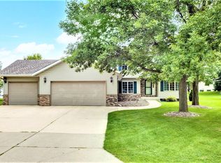 1350 20th St NE, Owatonna, MN 55060