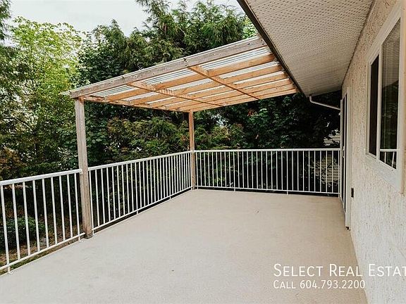 3rd image of 45197 Mountview Way