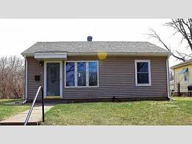 1621 W 38th St photo 1