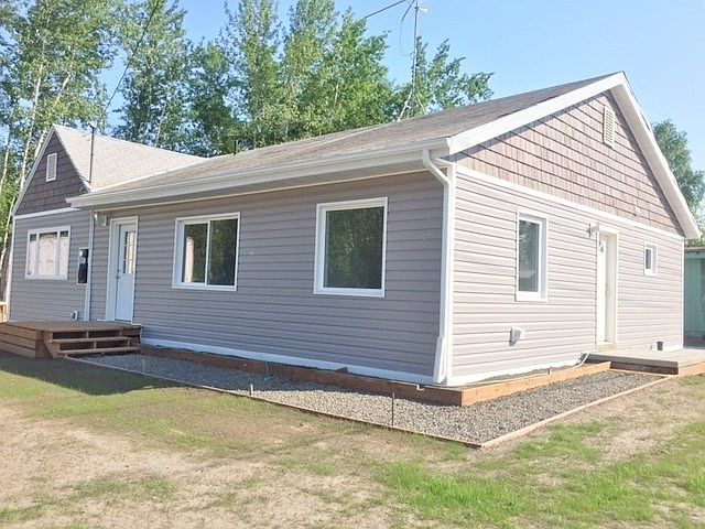 1st image of 733 20th Ave