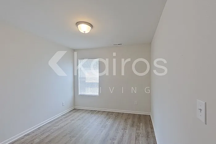 1699 Amberlight Cir — Photo 9