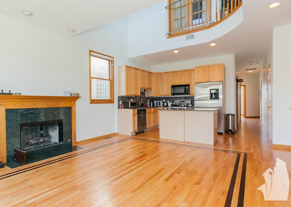 1st image of 2917 N Damen Ave #3