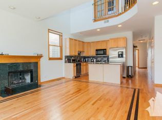 2917 N Damen Ave #3, Chicago, IL 60618