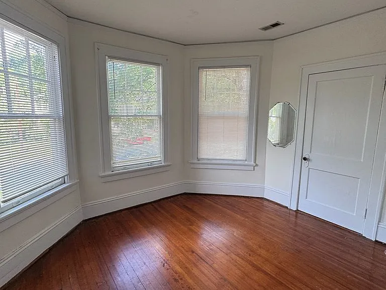 429 S Boylan Ave — Photo 12