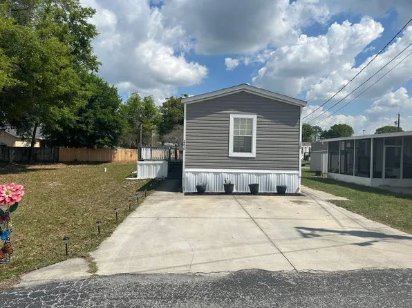 2274 Greenbrier Village Loop, Lakeland, FL 33810