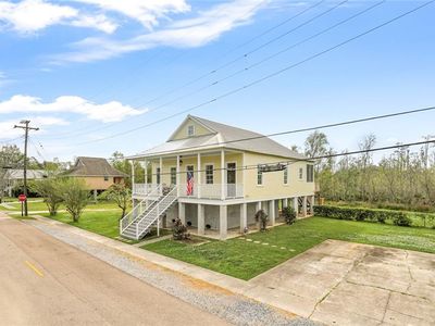 301 Saint Ann St, Madisonville, LA, 70447