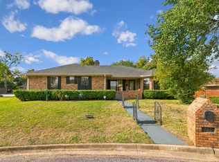 316 Trollinger St, Whitesboro, TX 76273