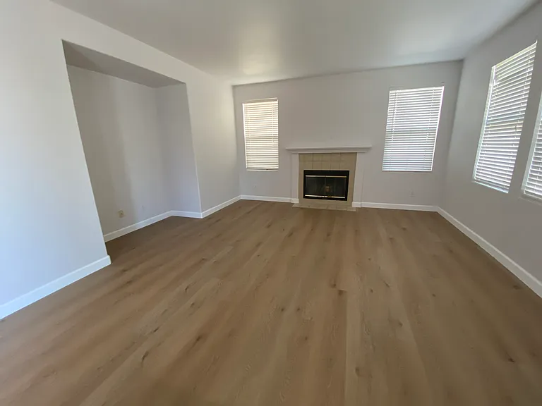 564 Presidio Pl — Photo 6