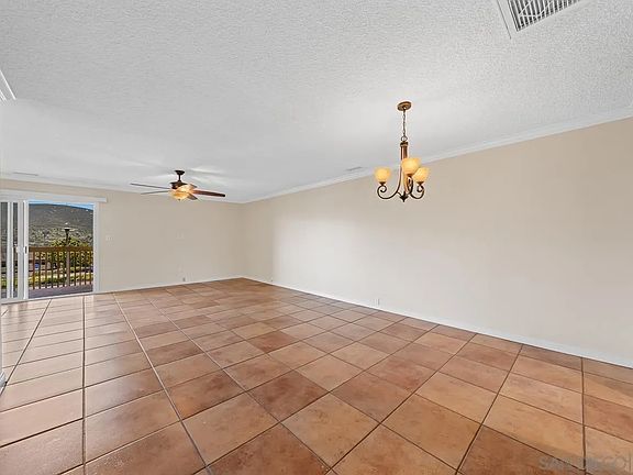 5th image of 1044 La Ventana Ct
