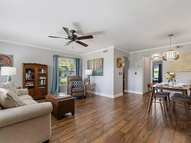 671 SW South River Dr #105 — Photo 9