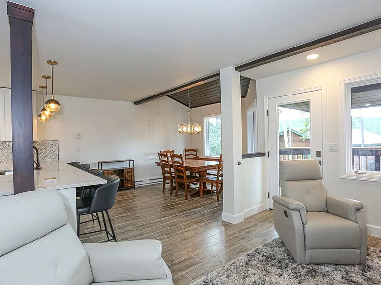 6 Southface Dr — Photo 8