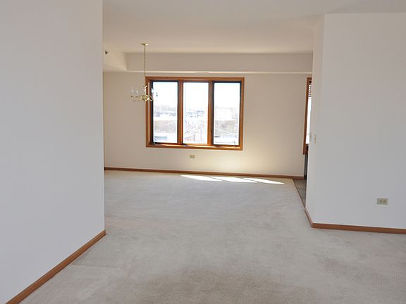 2nd image of 10720 S Washington St APT 405