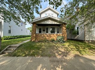 1043 White Ave NW, Grand Rapids, MI 49504