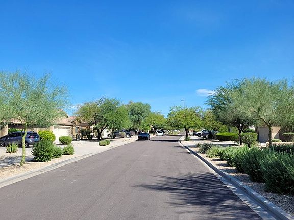 5th image of 17590 W Coyote Trail Dr