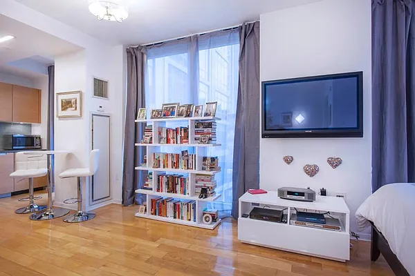 Rented by Engel & Völkers New York City | media 23