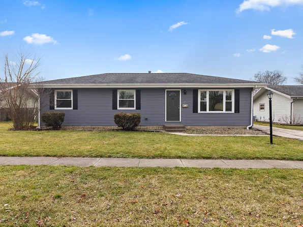 27 Bonds Dr, Bourbonnais, IL 60914