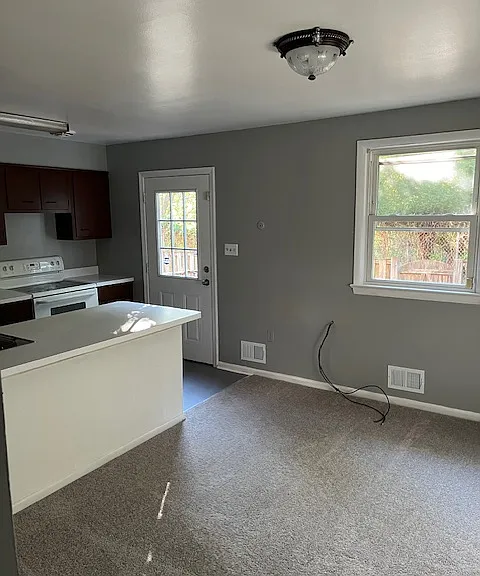4912 Dublin Dr — Photo 10