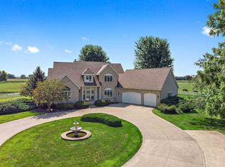 3631 E Pierceton Rd, Warsaw, IN 46580