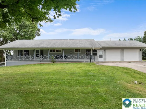 1728 Butz Rd, Breinigsville, PA 18031