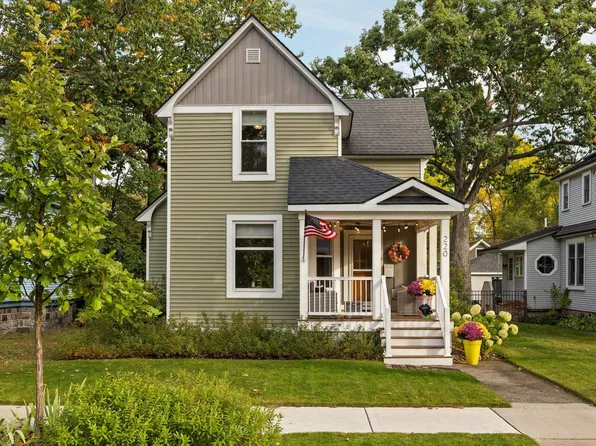 220 W 10th St, Traverse City, MI 49684