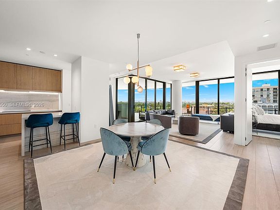 4th image of 8701 Collins Ave #705