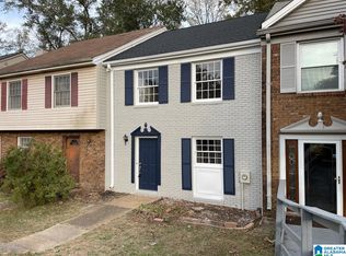745 Cahaba Manor Trl, Pelham, AL 35124