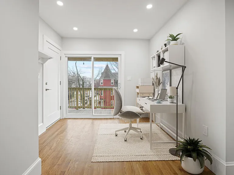49 Milwood St #1 — Photo 7