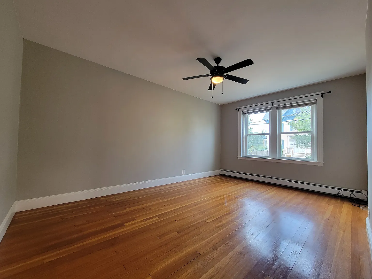1 bed, 575 sqft, $1,800 — Photo 4