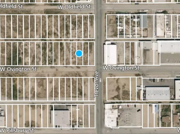 E Ovington St, Lancaster, CA 93535