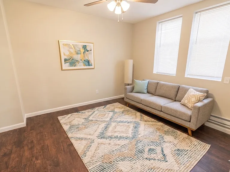 6709 Ogontz Ave — Photo 2