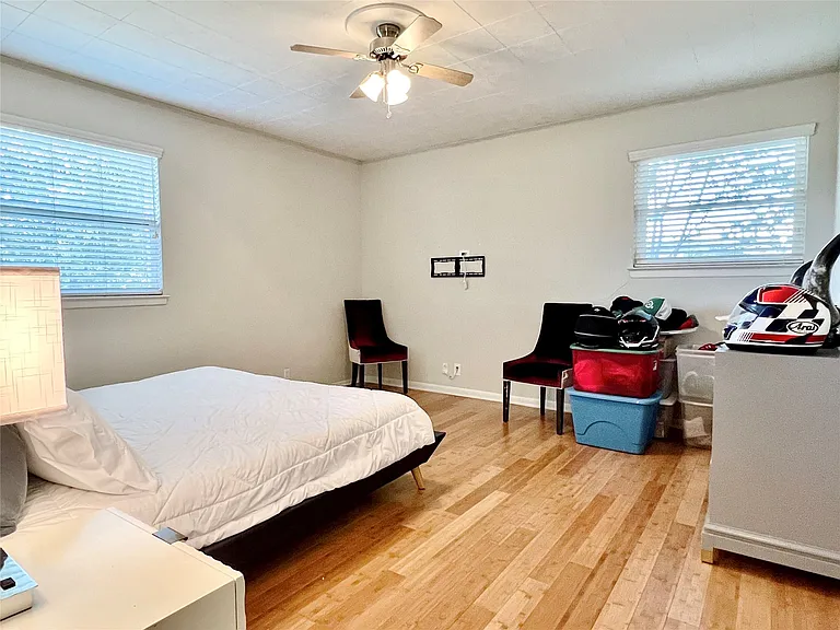 3421 Dartmoor Dr — Photo 18