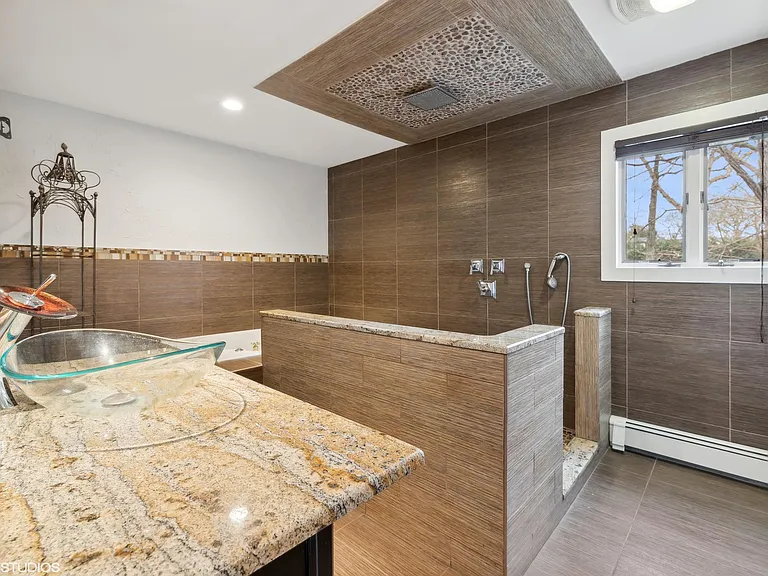 4 Box Tree Rd — Photo 20
