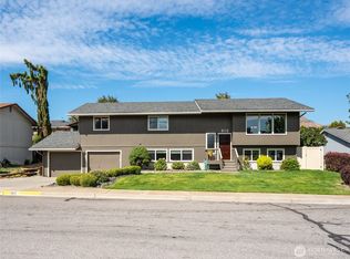 910 College St, Wenatchee, WA 98801