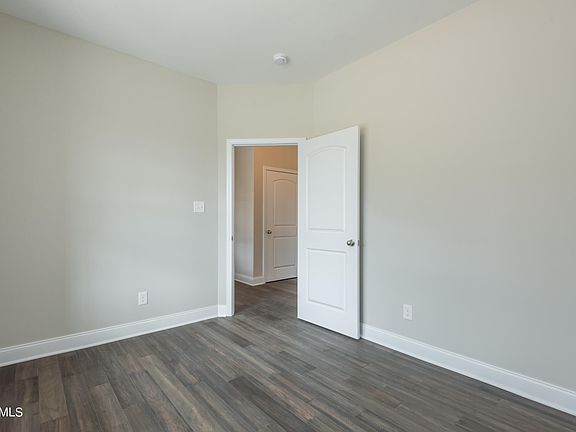 5th image of 4929 Creek Bank Dr