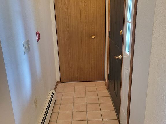 2nd image of 1100 Adams St #4