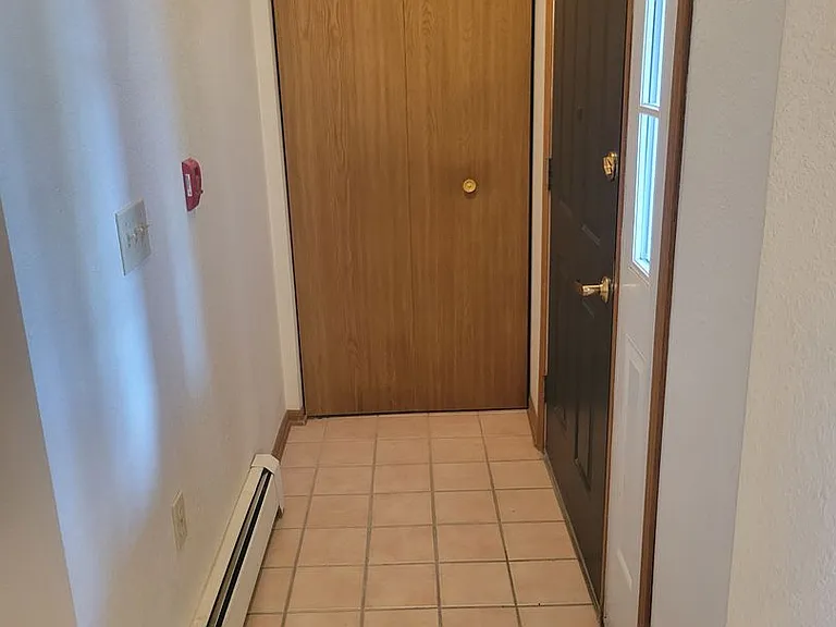 1100 Adams St — Photo 5