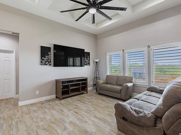 5th image of 3853 WHITE TAIL DR