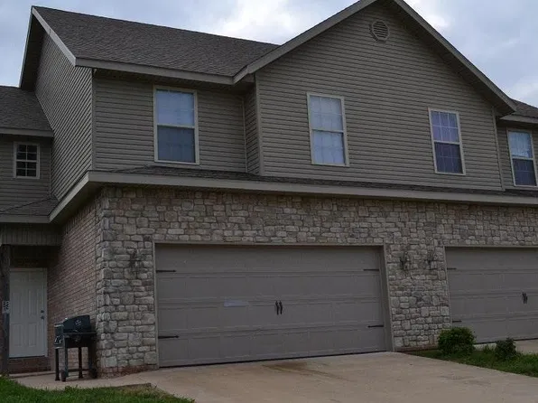 3201 Deerfield Blvd, Bentonville, AR 72712