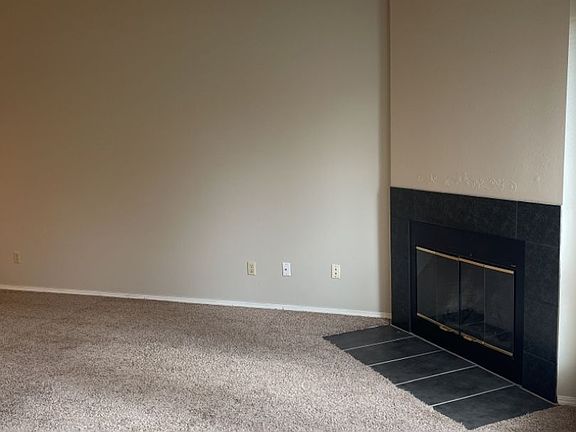 4th image of 15211 NE 181st St #B