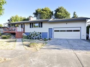 19430 NE Hassalo St, Portland, OR